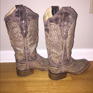 Corral boots